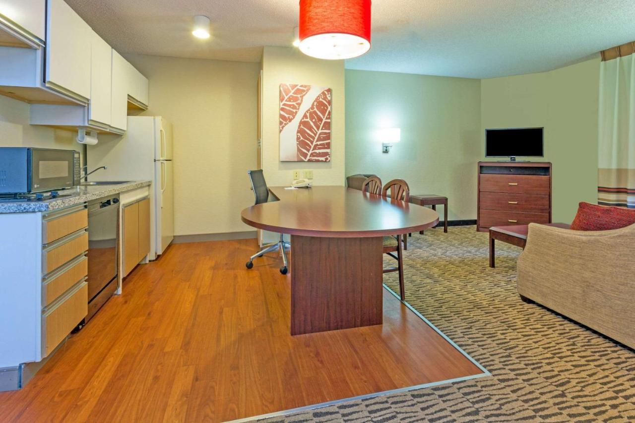 Mainstay Suites Chicago Хоффман-Эстейтс Экстерьер фото