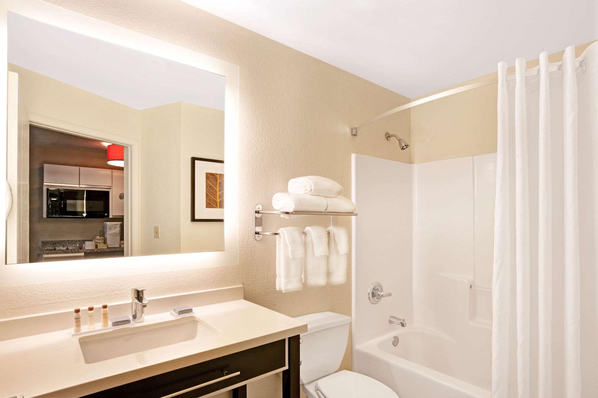 Mainstay Suites Chicago Хоффман-Эстейтс Экстерьер фото