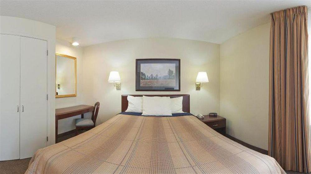 Mainstay Suites Chicago Хоффман-Эстейтс Экстерьер фото